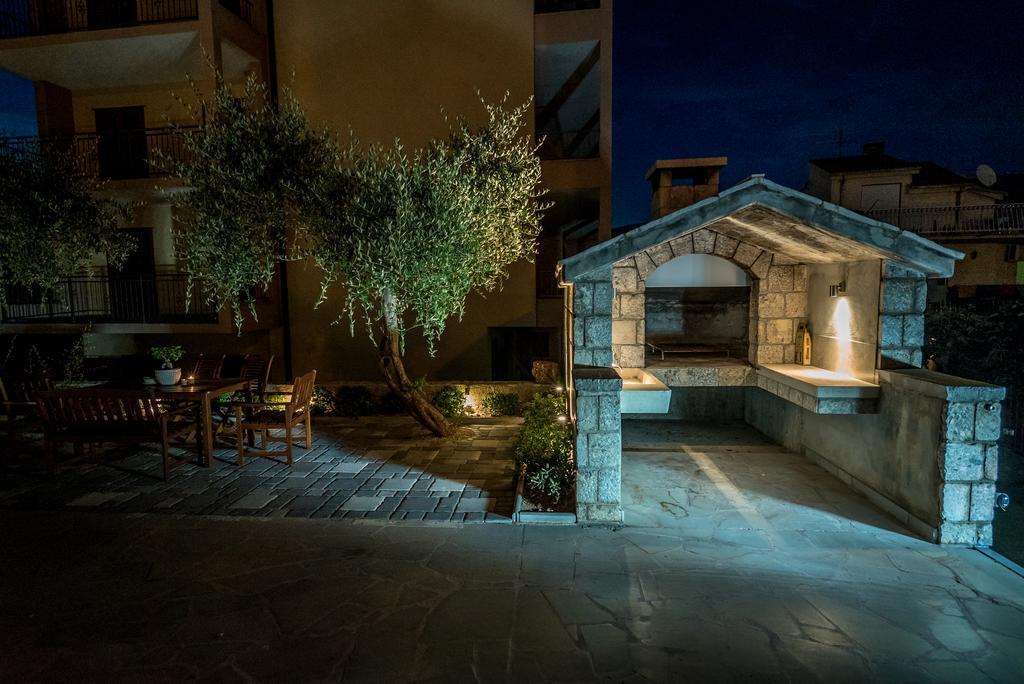 Villa Solis Stobreč エクステリア 写真